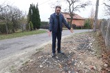Mieszkańcy Winowa od ośmiu lat nie mogą doprosić się remontu ulicy