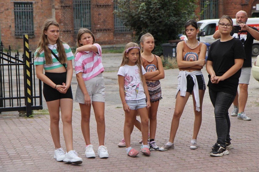 Wizytę dzieci  w remizie OSP Chełmno zorganizowano w ramach...