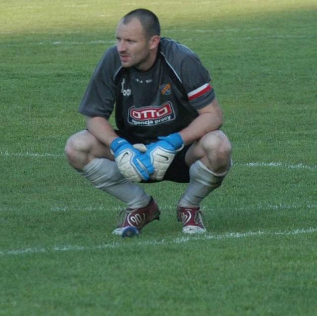 Marcin Feć dwukrotnie musiał wyciągać piłkę z siatki.
