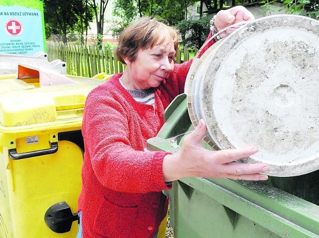 Michalina Kraszewska z Zielonej Góry o nowej ustawie śmieciowej czyta na bieżąco w gazecie. Czy segreguje odpady? Oczywiście, trzeba dbać o środowisko