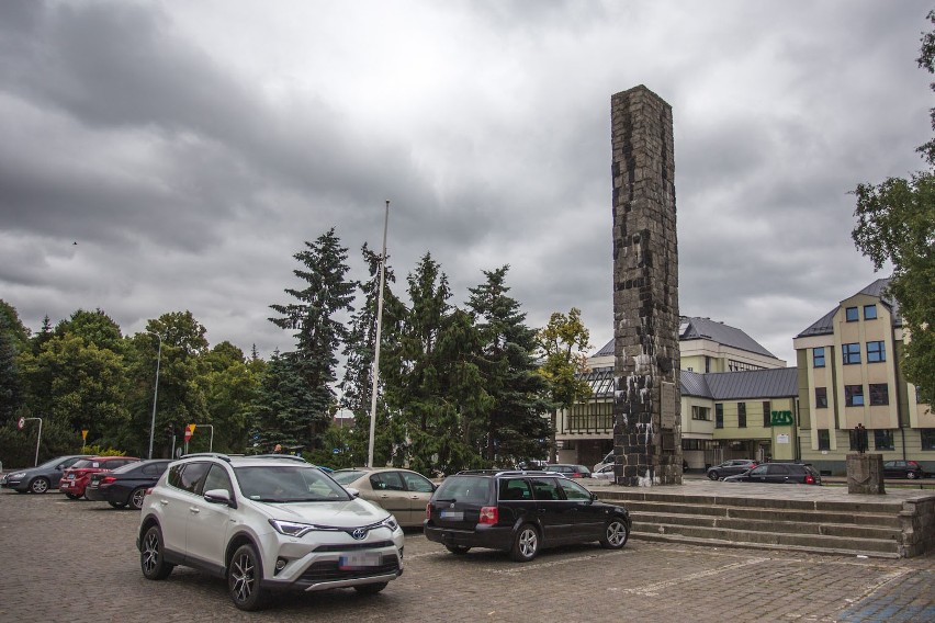 Zaczęła się modernizacja pomnika Żołnierza Polskiego w Słupsku