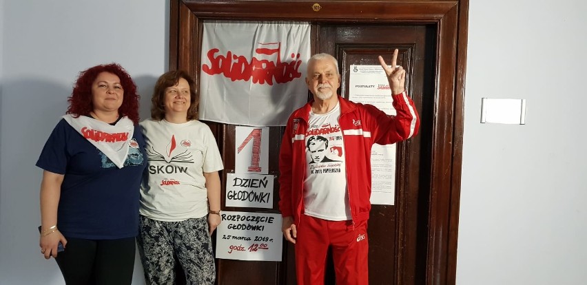 Szef opolskiej Solidarności oświaty rozpoczął głodówkę