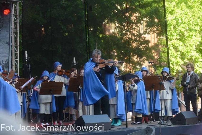 Festiwal Probaltica koncert Vadima Brodskiego i młodych flisaków [zdjęcia]
