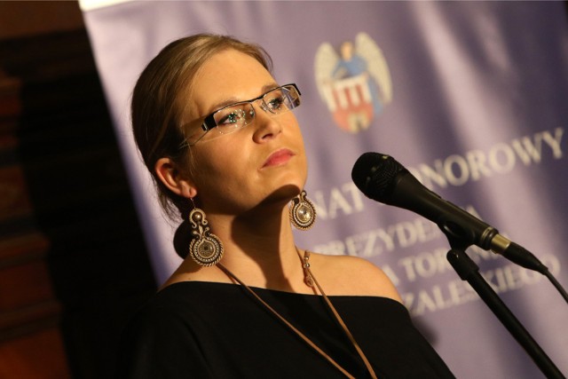 Laureatką Stypendium Miasta Torunia w dziedzinie kultury w poprzednich latach była między innymi wokalistka Joanna Czajkowska-Zoń