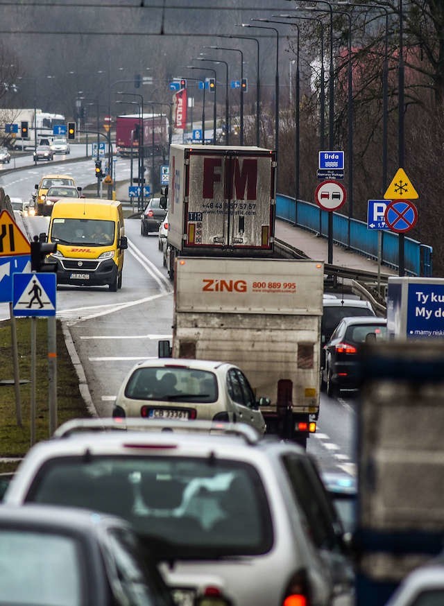 Jedna z koncepcji zakłada wybudowanie mostu zaraz obok istniejącego mostu im. Kazimierza Wielkiego