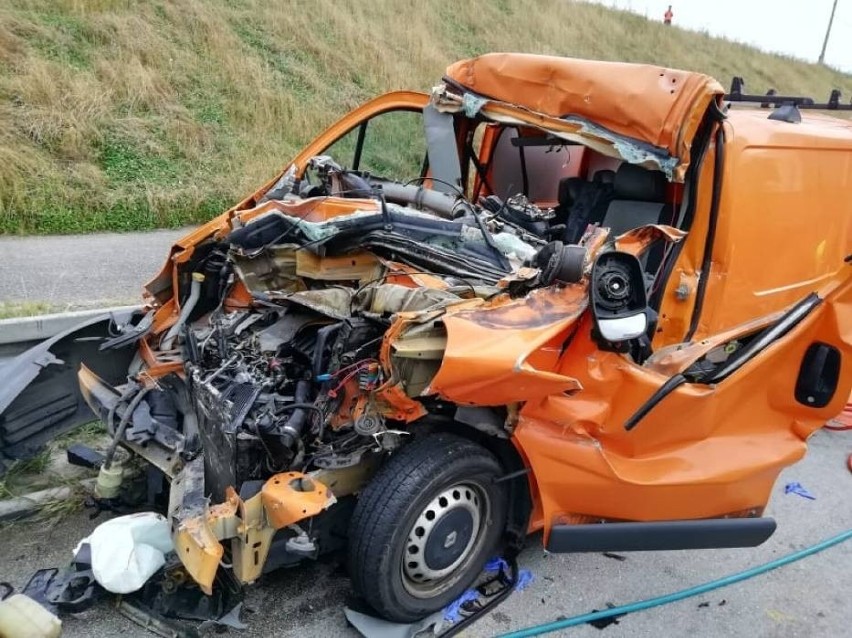 Na A1 koło Kamieńsku doszło do wypadku drogowego trzech...