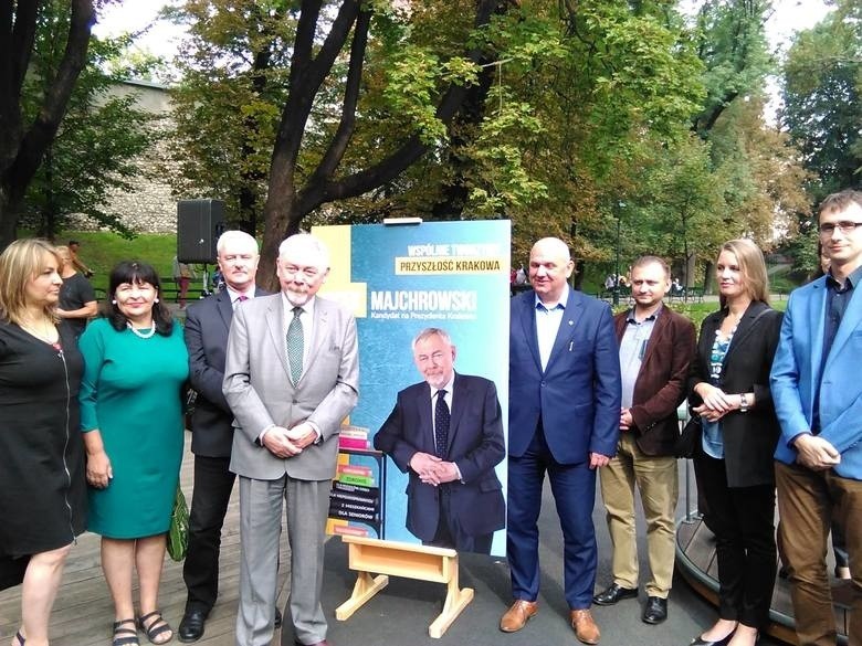 Ponieważ mówiono o zieleni, konferencję zorganizowano w...