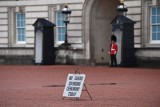 Wielka Brytania: Tradycyjna ceremonia przed Pałacem Buckingham odwołana