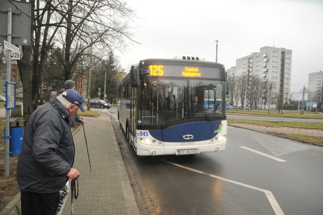 15.01 2014 krakow nowy przystanek mpk autobus linia 125 przy rondzie hipokratesa n/z:..fot. adam wojnar/polskapresse/gazeta krakowska