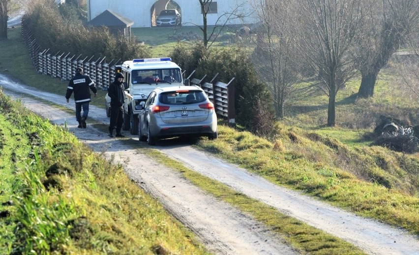 W środę, 27 grudnia, ze stawu na terenie gminy Złotniki...