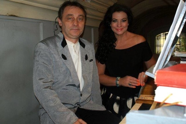 Muzycznie festiwalem opiekują się: Robert Grudzień i śpiewaczka, Alicja Węgorzewska.