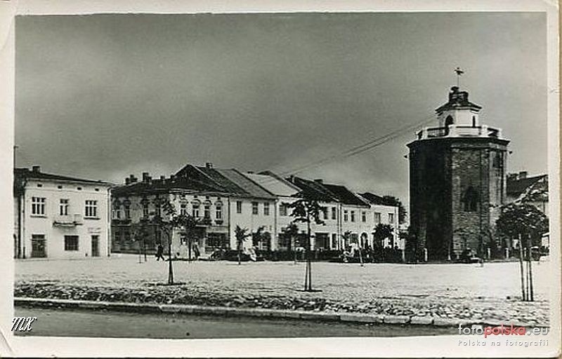 Wieża ciśnień na Rynku w Olkuszu - lata 1950-1960