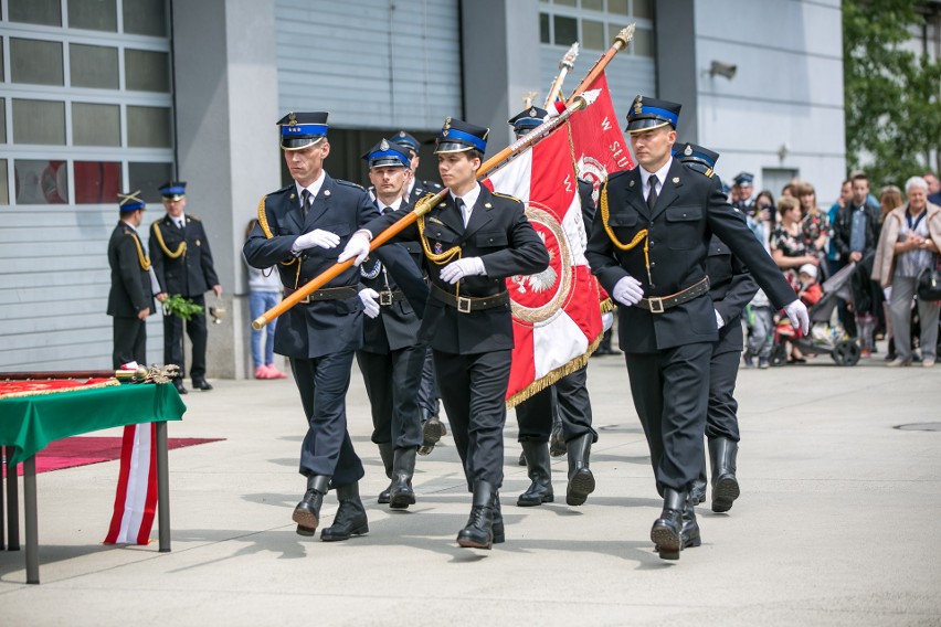 Strażacy z Kraków Airport mają swój sztandar 