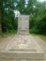 W Wołkowysku na Białorusi zniszczono pomnik na grobie harcerzy walczących w Armii Krajowej