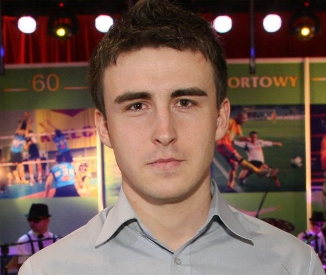Marcin Jarmuda, który kilkanaście dni temu otrzymał nagrodę dla najpopularniejszego sportowca powiatu włoszczowskiego w 2011 roku, ma zostać w Hetmanie.