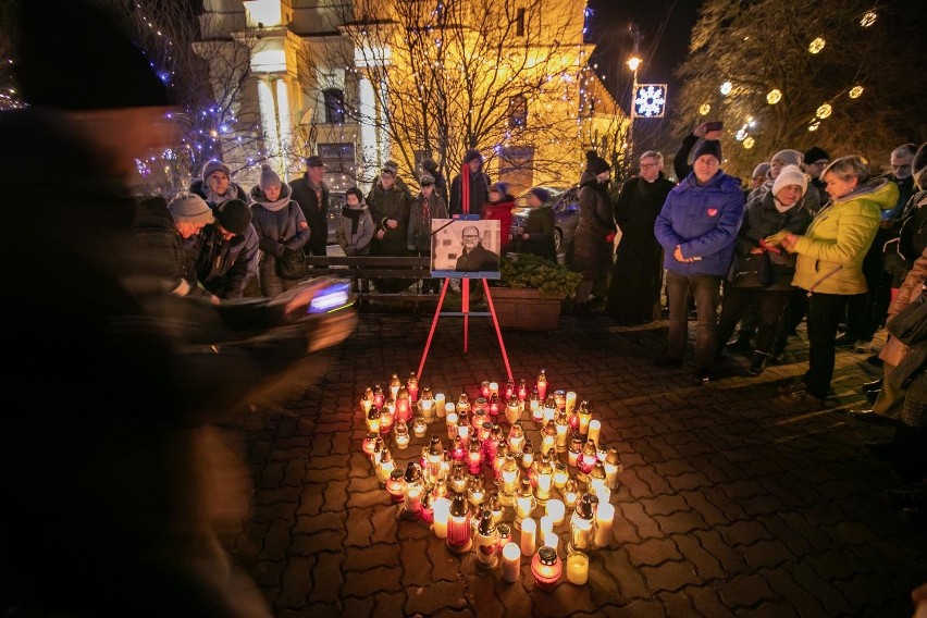 Mieszkańcy Fordonu solidaryzują się z Gdańskiem. Wczoraj...