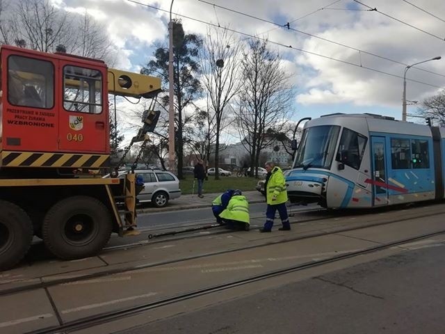 Awaria na Hubskiej. Nie jeżdżą tramwaje. Są objazdy