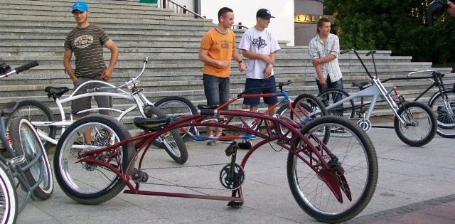 Rowery typu chopper powstają w Białymstoku. Buduje je Łukasz Makulski z przyjaciółmi.