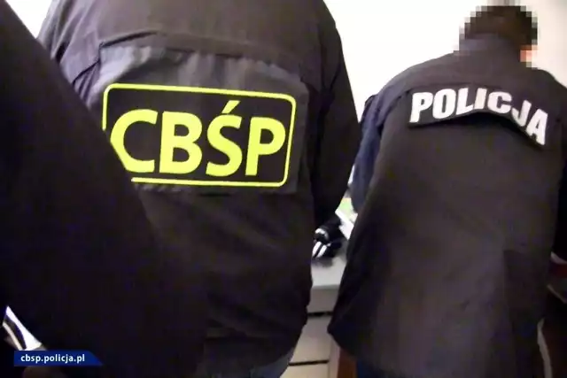 Policjanci ze Śląska i Ostravy rozbili fabrykę amfetaminy w Katowicach