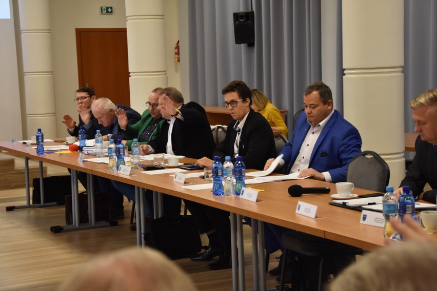 Ostatnia robocza Rada Miasta Starachowice, ale radni spotkają się jeszcze dwa razy w tym składzie