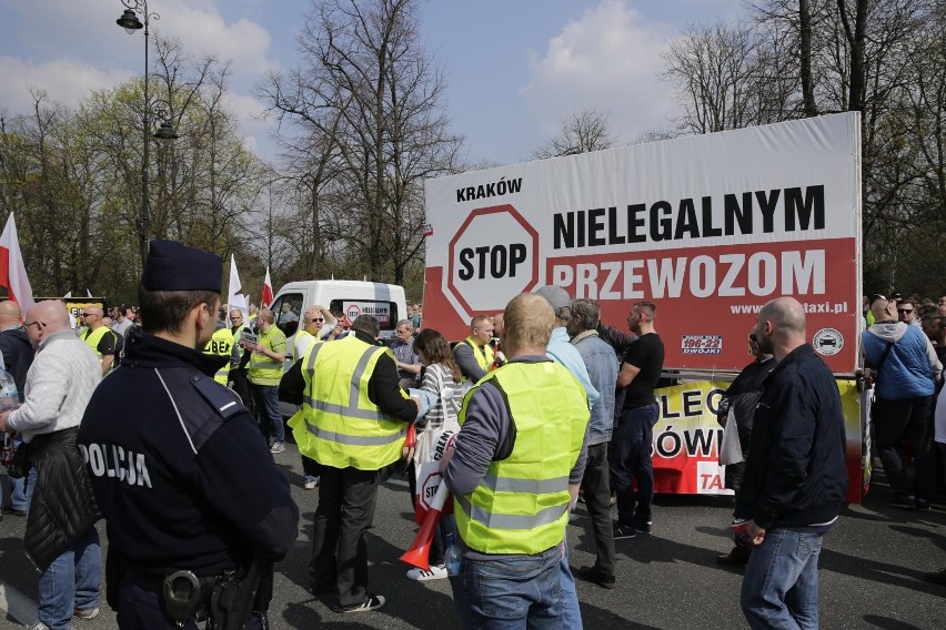 Tydzień temu w stolicy Polski odbył się największy protest...