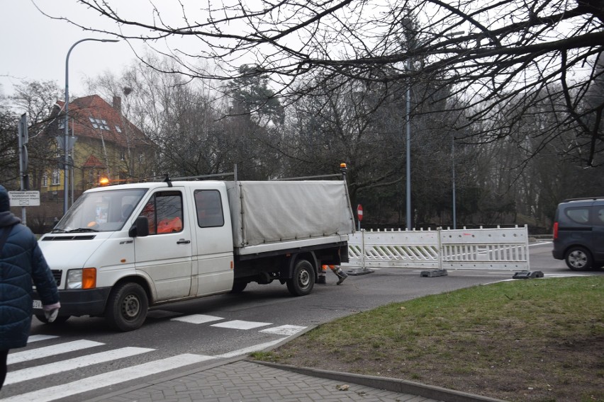 Stargard: Ruszyło centrum przesiadkowe. Pasażerowie MPK się gubią [ZDJĘCIA, WIDEO]