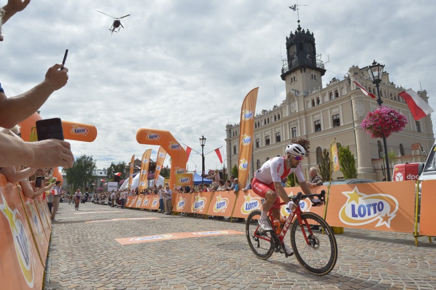 79. Tour de Pologne. Kolumbijczyk Sergio Higuita najlepszy na etapie z Kraśnika do Przemyśla