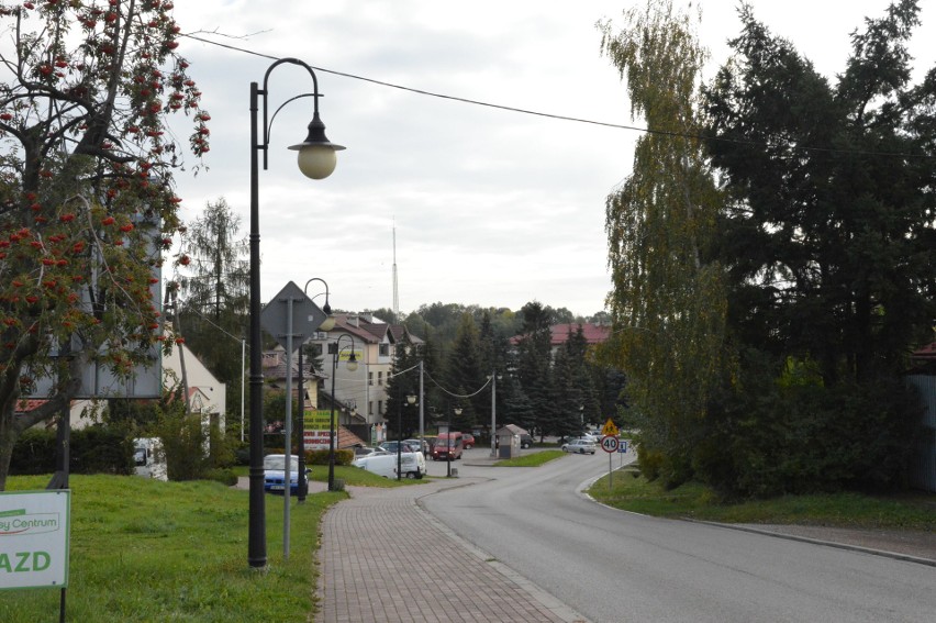 Gmina planuje szukać oszczędności m.in. skracając czas...