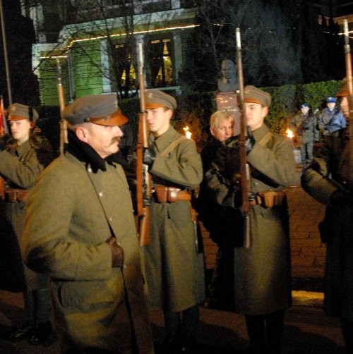 Inscenizację historyczną przygotowali żołnierze, oddział ułanów oraz Szczecińska Agencja Artystyczna.