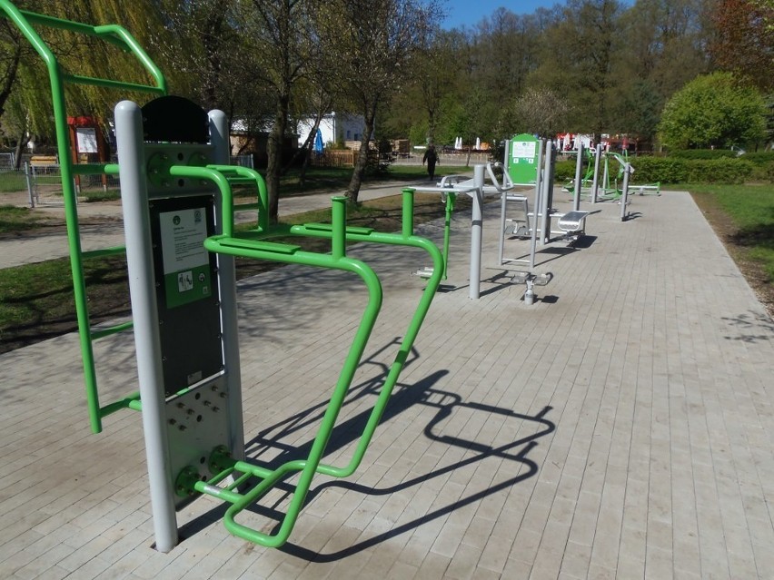 Nad Rusałką powstały stacje naprawy rowerów, siłownia...