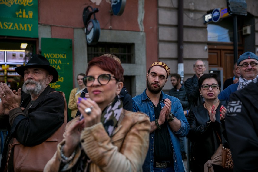 Szalom na Szerokiej przyciągnął tłumy krakowian. Zobacz jak bawili się na finale Festiwalu Kultury Żydowskiej