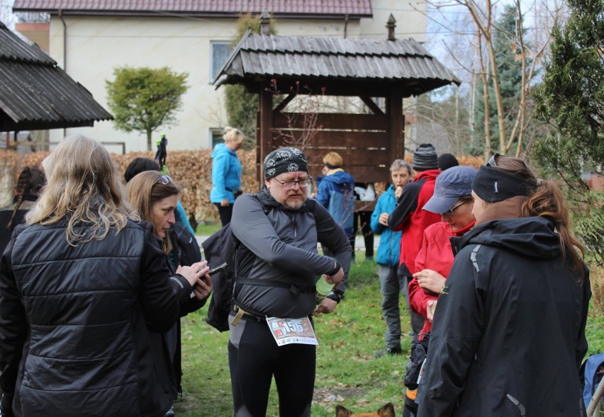 50 diabelskich kilometrów, ale atmosfera cudowna. II Piekielny Maraton Pieszy w Miedzierzy za nami