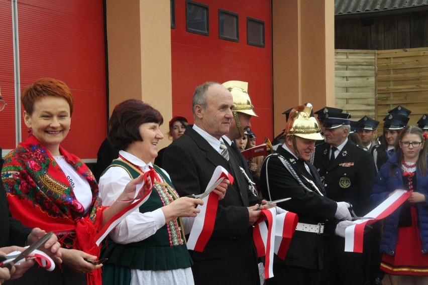 Oddanie remizy strażackiej w Górnie