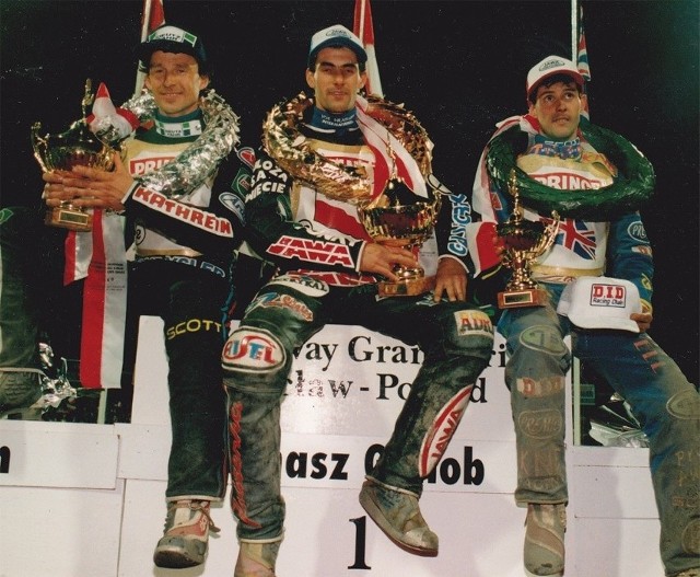 Pierwszym zwycięzcą Grand Prix we Wrocławiu został Tomasz Gollob (w środku).