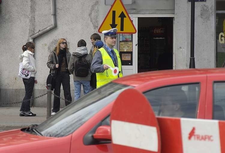 Wczoraj zamknieto ulice Tuwima, jedną z glównych dróg...