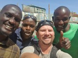 Daniel Korzeniewski idzie pieszo przez Kenię. Opowiedział nam o swojej niezwykłej wyprawie, przygodach i planach na przyszłość