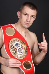 Adamek - Walker. Tomasz Adamek niepokonany. Polak to mistrz IBF (wideo)