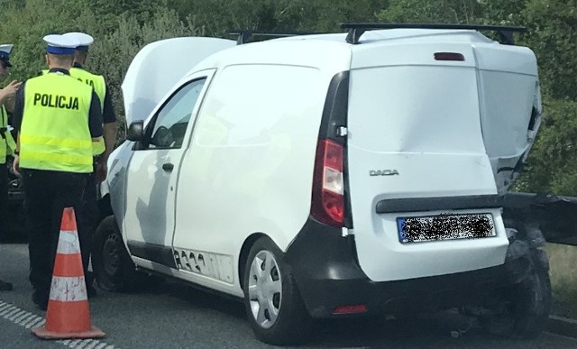 W zderzeniu na autostradzie A1 brały udział trzy samochody