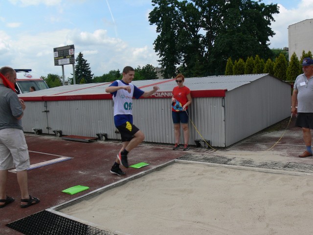 Jedną z konkurencji był skok w dal.