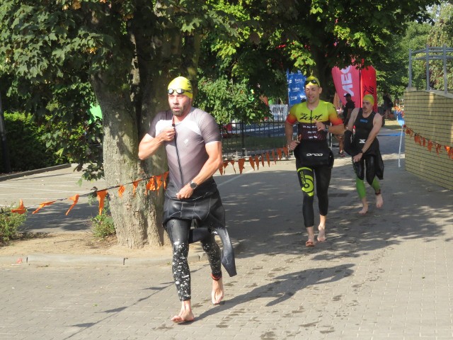 Upał nie powstrzymał zawodników przed wzięciem udziału w Garmin Iron Triathlon Brodnica