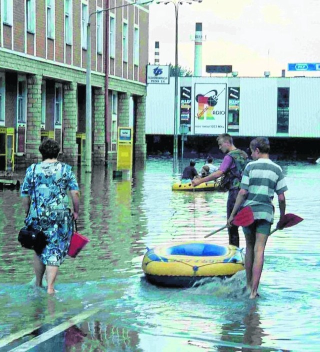 Po wybudowaniu zbiornika, takich obrazków, jak ten z 1997 roku, w Raciborzu już oglądać nie będziemy