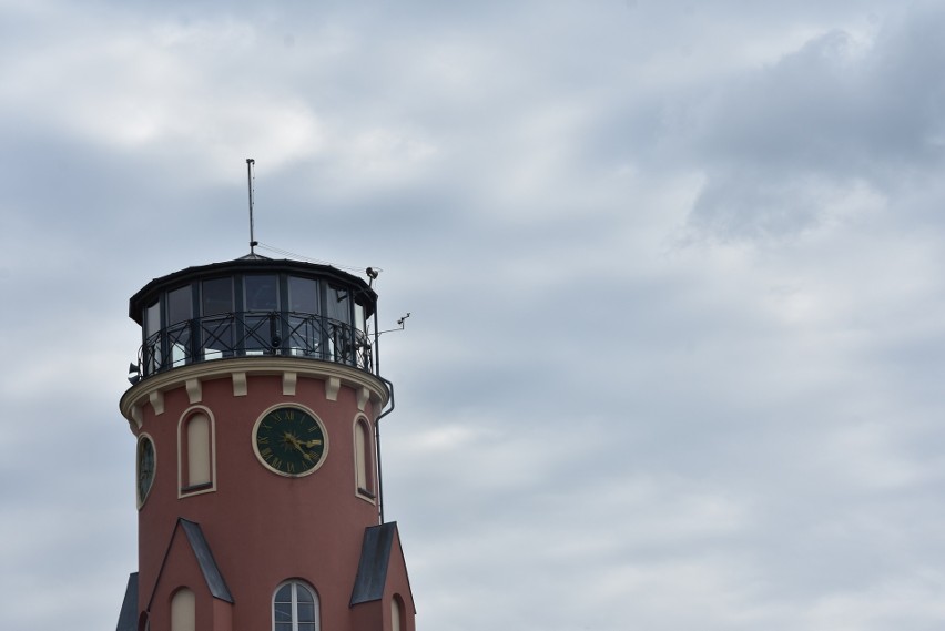 Zegar na wieży ratuszowej w Częstochowie