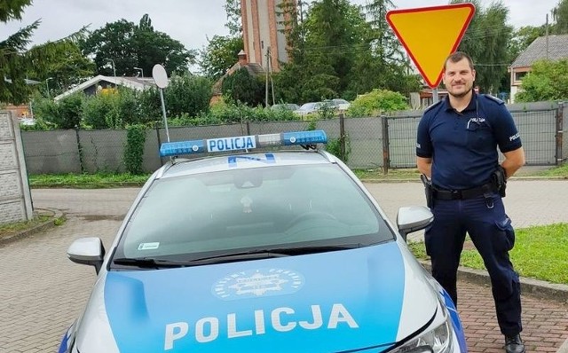 Aspirant Damian Włodowski, dzielnicowy Komisariatu Policji w Nowym Stawie