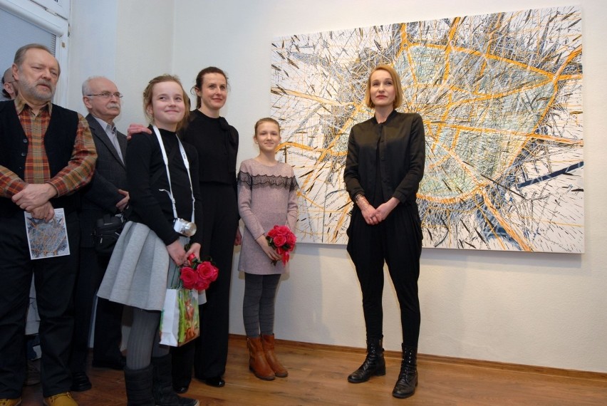 Radom. Nowa wystawa w Galerii 58 - ciekawe obrazy inspirowane dzwonem i literaturą