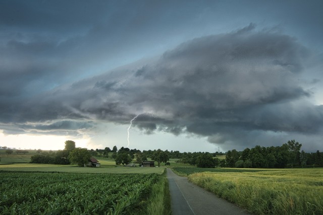 Będzie upalnie ale i burzowo