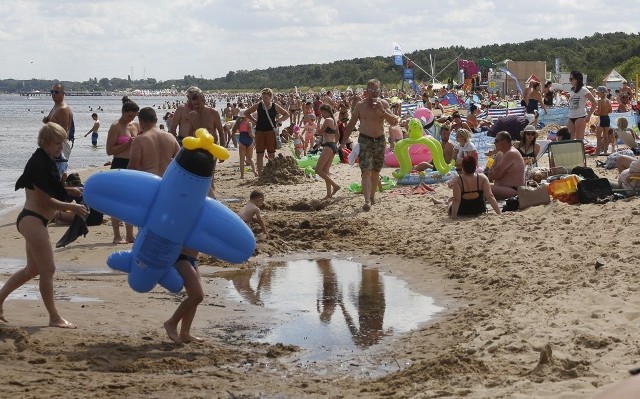 Pogoda nad morzem sprzyjała plażowaniu