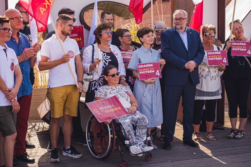 Piotr Adamowicz rozpoczął kampanię wyborczą.