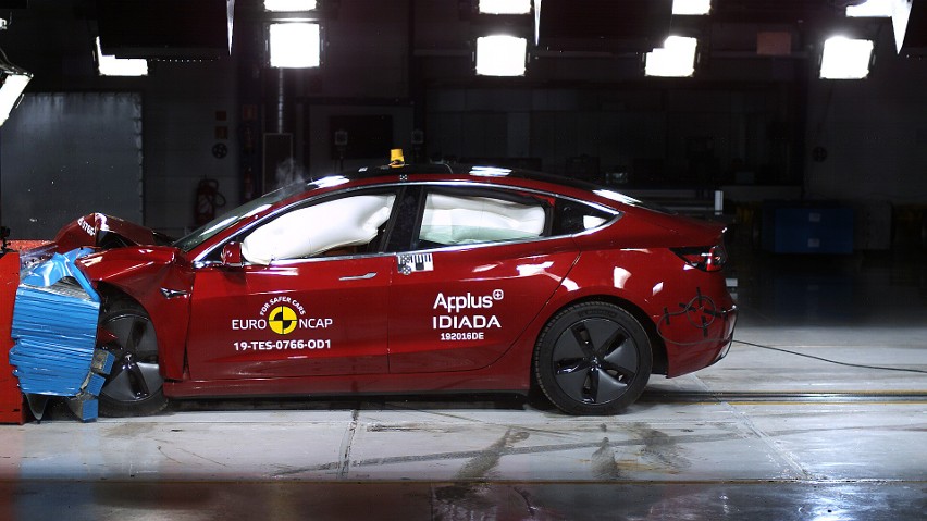 Tesla Model 3. Euro NCAP