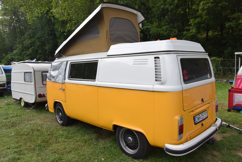 Zlot miłośników kultowych transporterów VW T3 w Pokrzywnej [ZDJĘCIA]