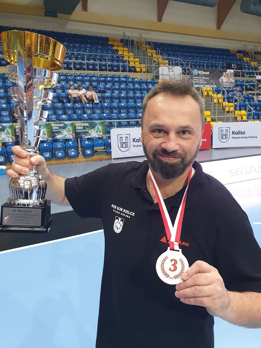 Dwa medale piłkarzy ręcznych AZS UJK Kielce w mistrzostwach Polski